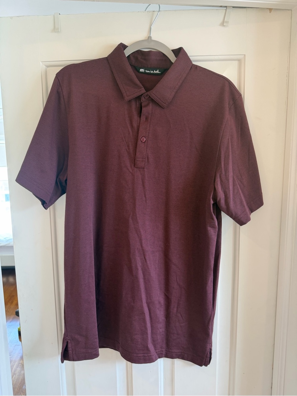 Travis Mathew Men's Polo Shirt - Plum size large New without tag